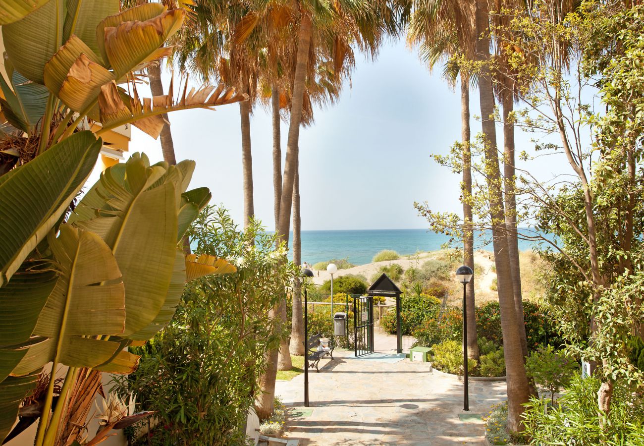 Apartamento en Marbella - ApApartamento junto a la playa en Elviria, Romana Playa