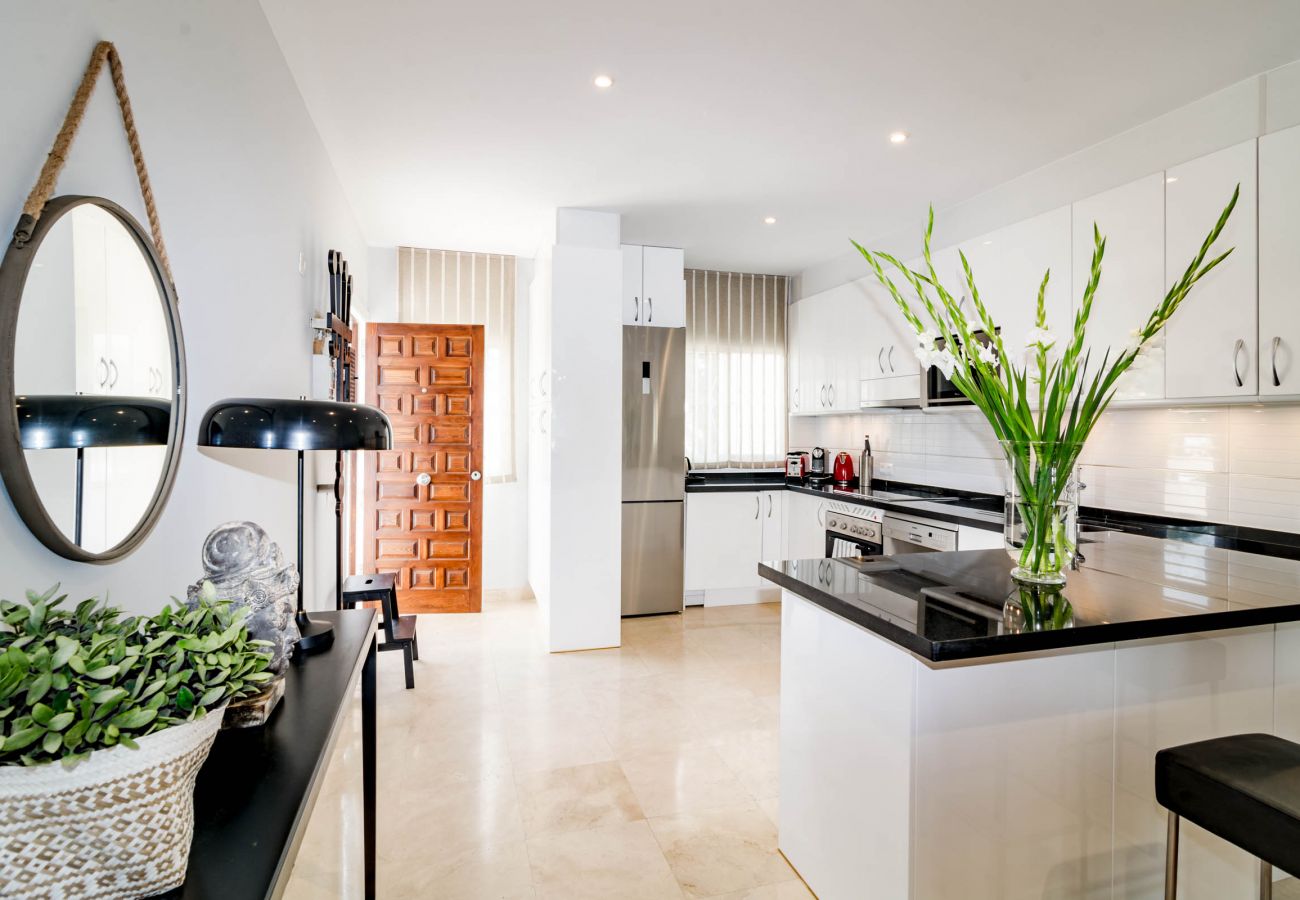 Apartamento en Nueva andalucia - AS10 - Exclusive Apartment in Puerto Banus