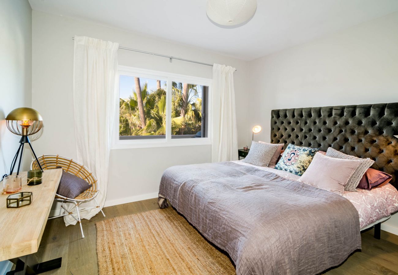 Apartamento en Nueva andalucia - AS12 - Modern Holiday Apartment in Aloha, Marbella