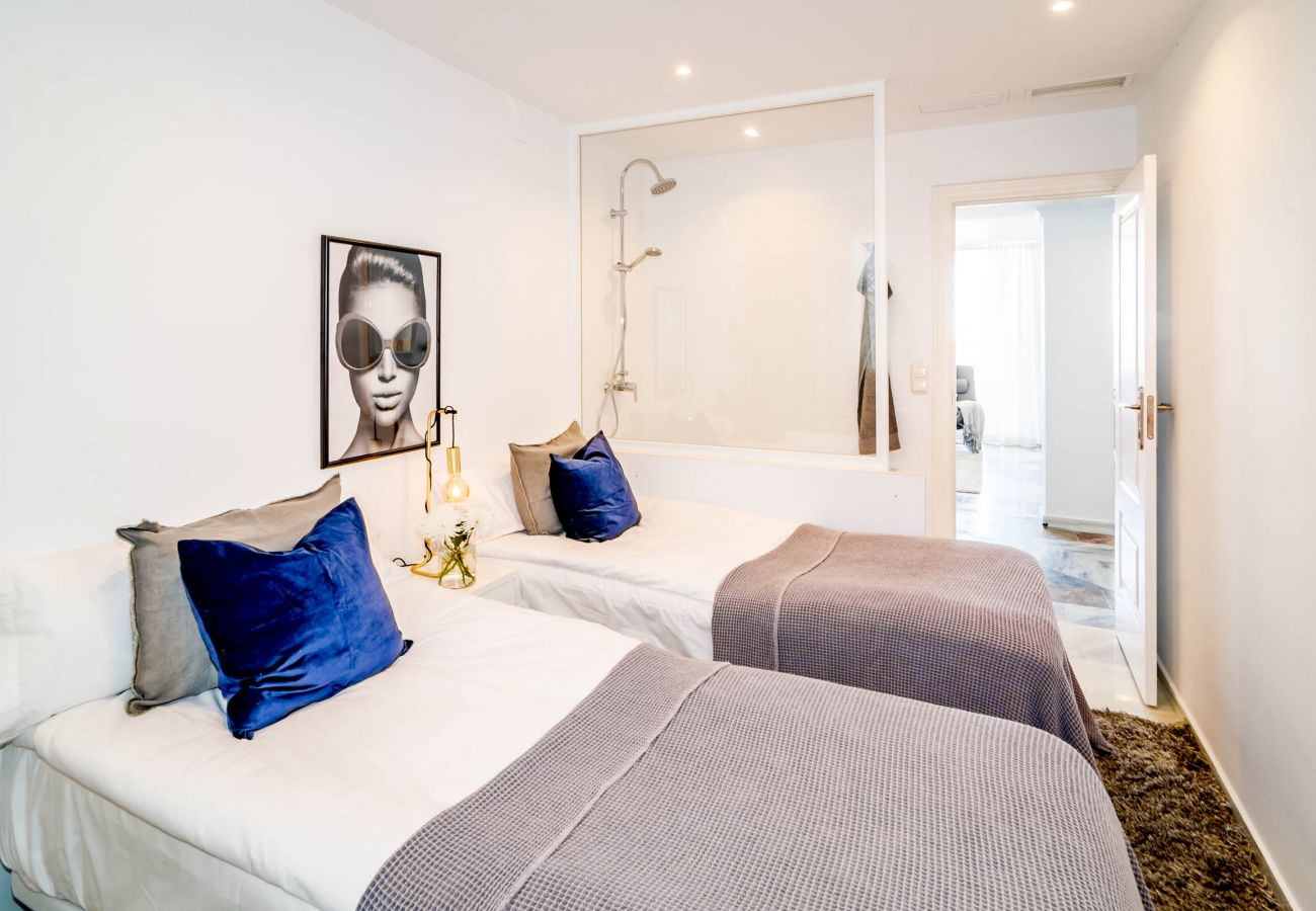 Apartamento en Nueva andalucia - Ático de lujo en Puerto Banús