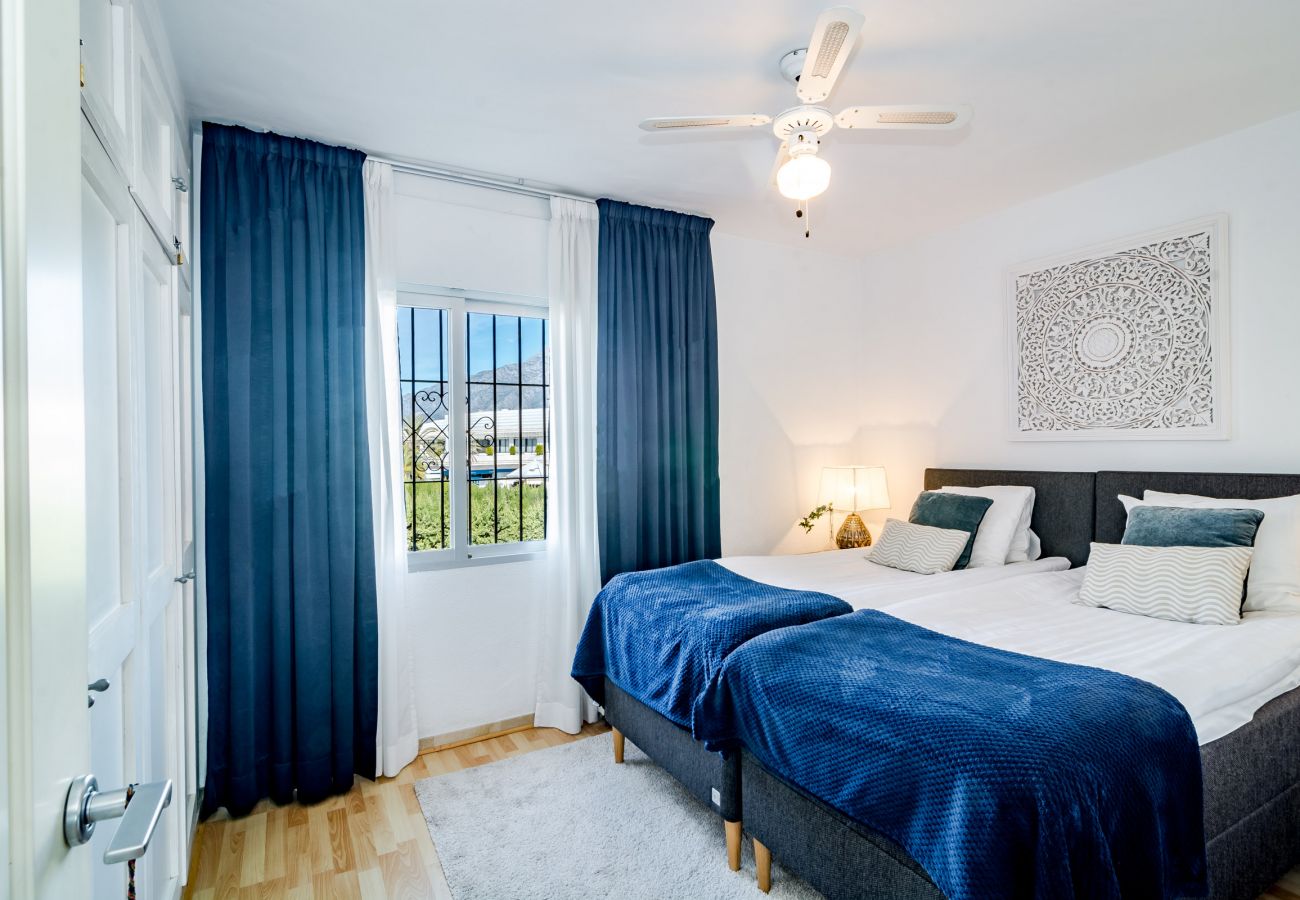 Apartamento en Marbella - Elegante apartamento con vistas al mar en Malambo, Puerto Banus
