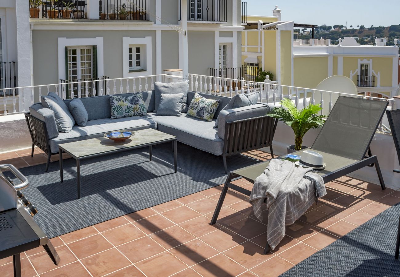 Apartamento en Nueva andalucia - Casa de vacaciones en Aloha Pueblo con terraza en la azotea