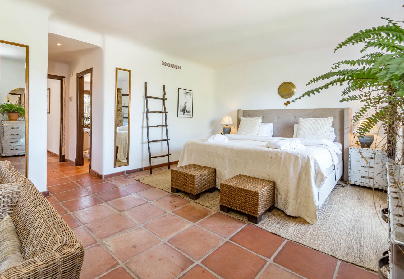 Villa en Nueva andalucia - Casa Mariposa by Roomservices VLB