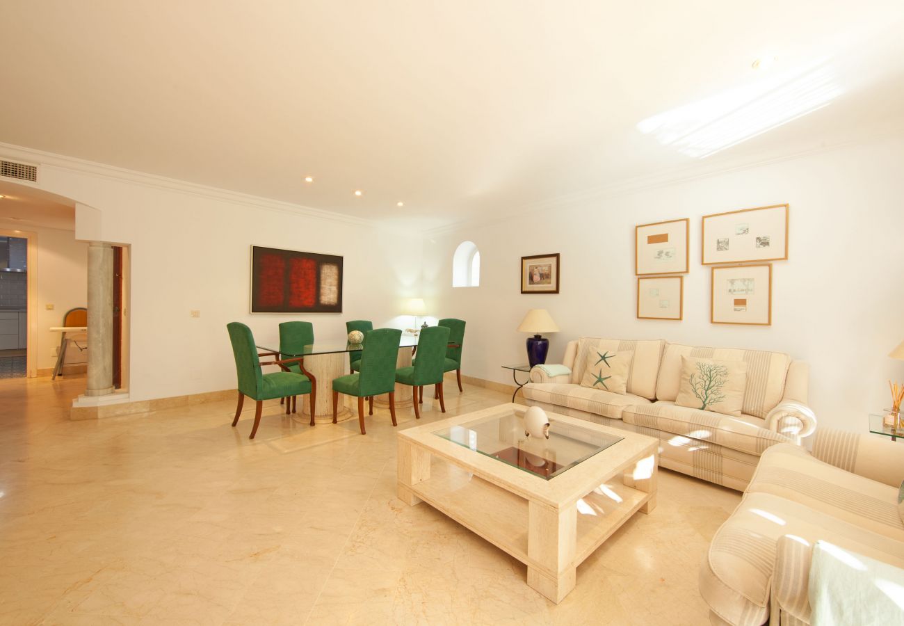 Apartamento en Marbella - White Pearl beach J4, planta baja al lado de la playa