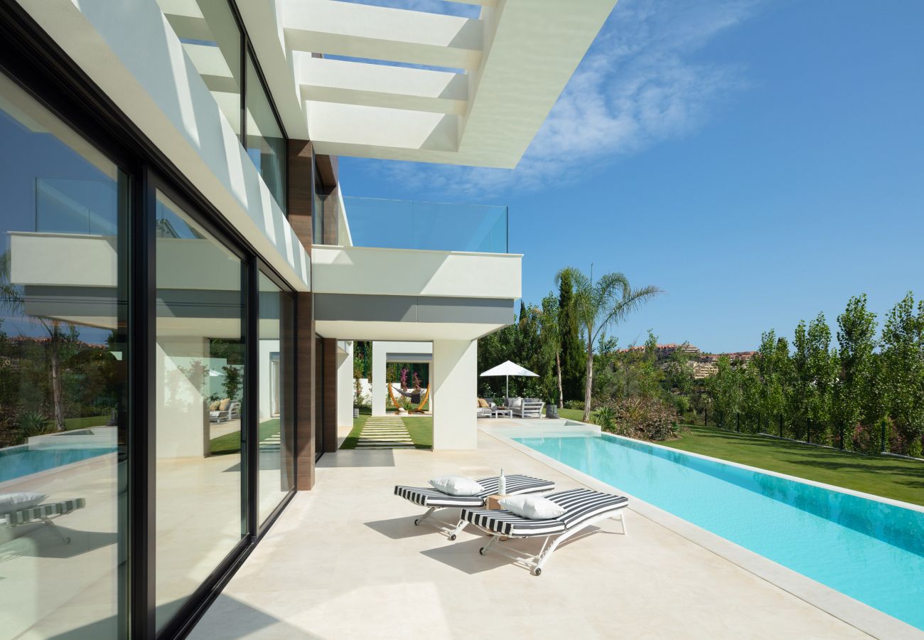 Villa en Marbella - Villa de lujo en venta La Cerquilla Marbella
