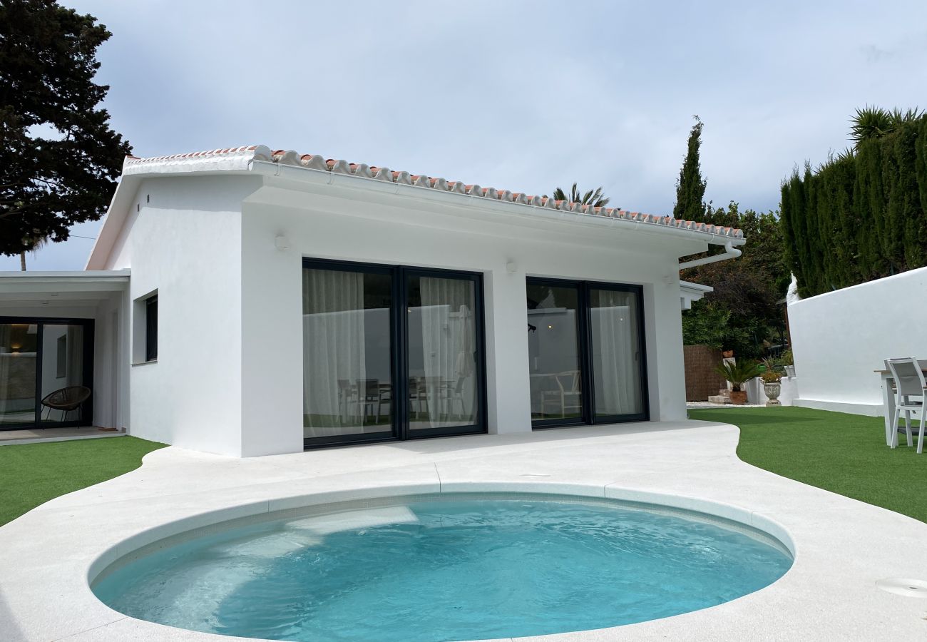 Casa adosada en Marbella - Casa Sophia - Casa junto a la playa en Costabella