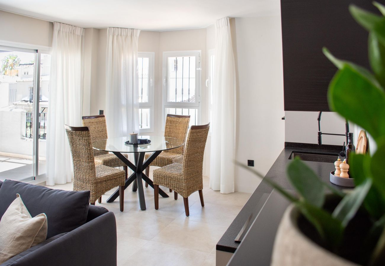 Apartamento en Nueva andalucia - LN17- 2 bedroom apartment next to Puerto Banus