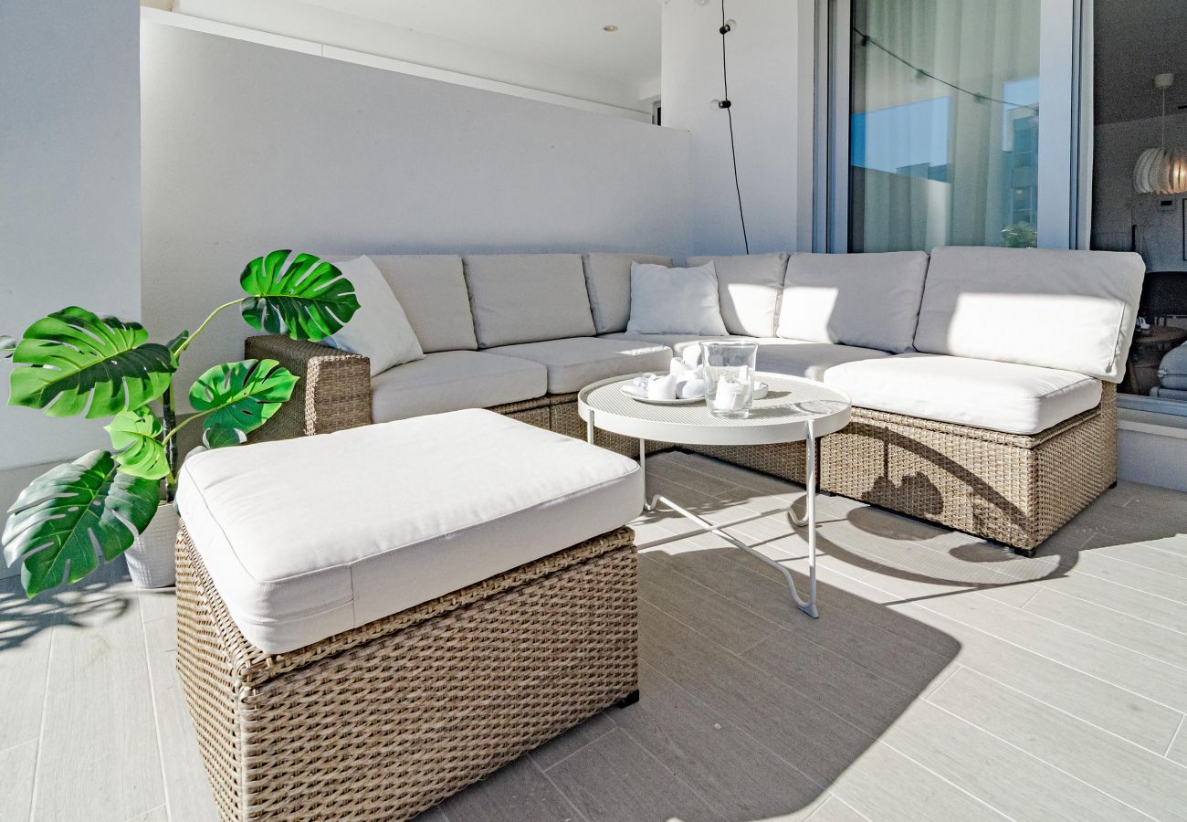 Apartamento en Estepona - LM10BA- Cozy & modern family apartment (Roomservice Marbella SL)