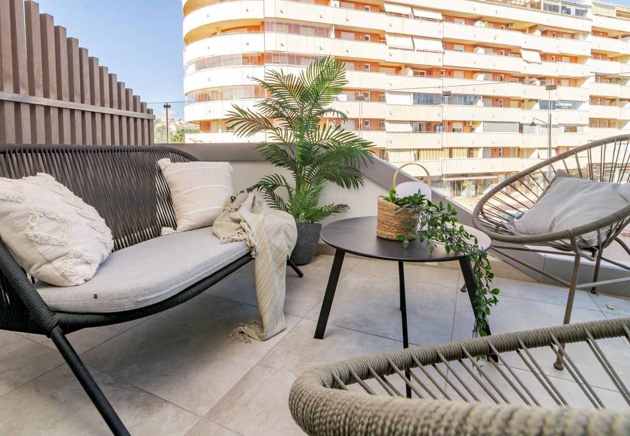 Apartamento en Estepona - Apartamento de vacaciones, cerca de la playa, centro de la ciudad, solo familias