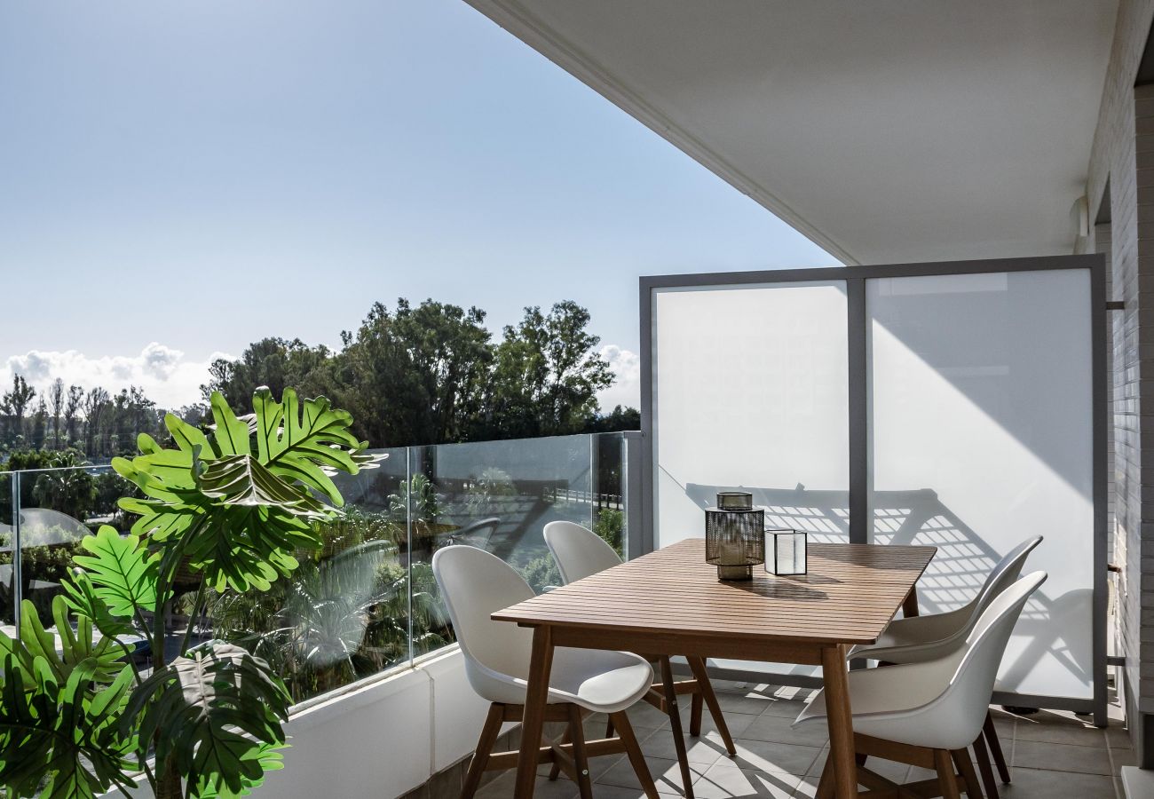 Apartamento en Nueva andalucia - Apartamento moderno de primera en Nueva Andalucía, solo familias