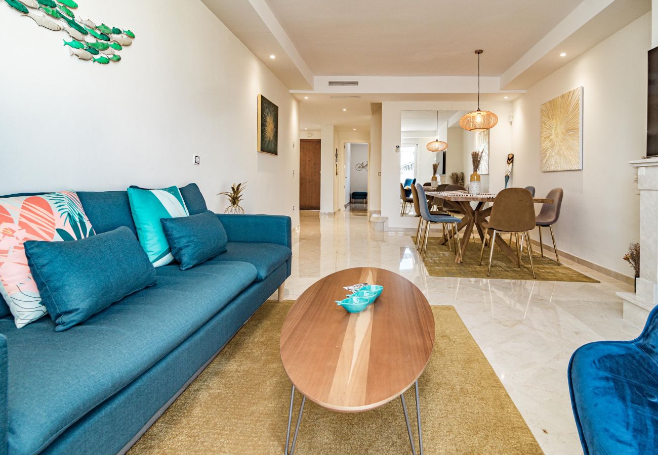 Apartamento en Nueva andalucia - AR47- Modern & spacious penthouse. Families only 