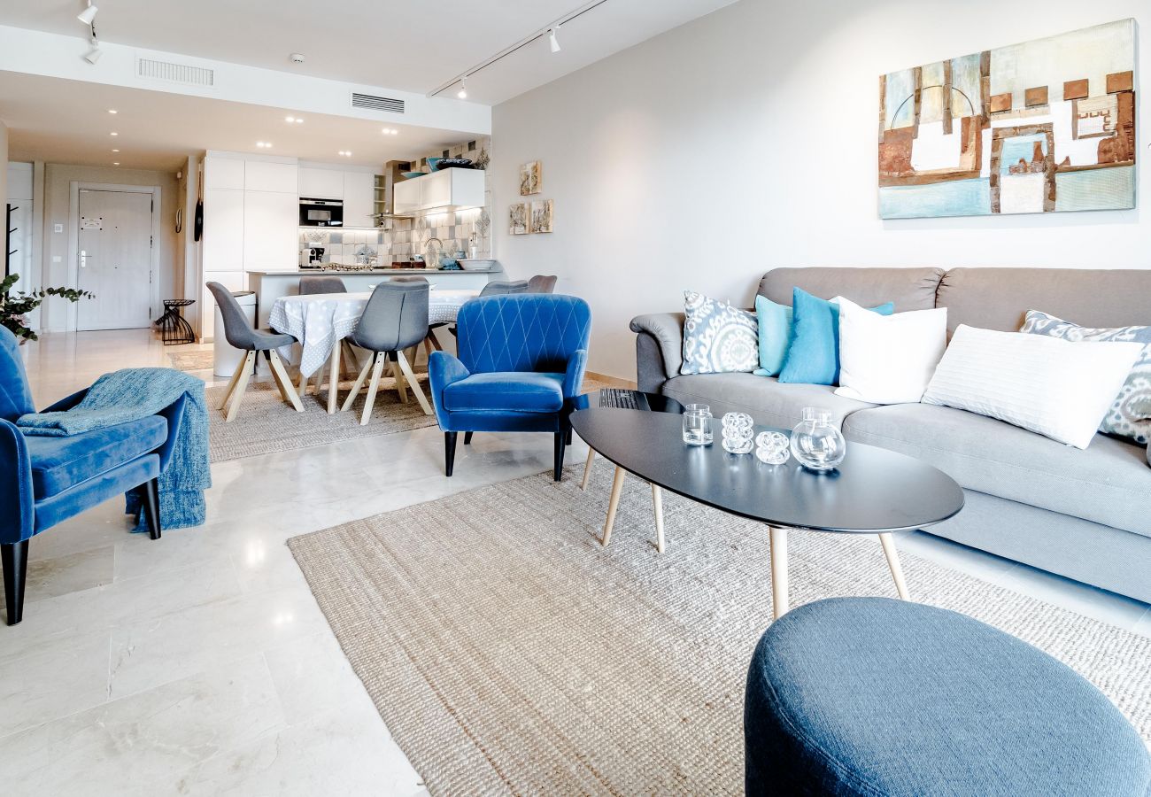 Apartamento en Nueva andalucia - CB- Cozy refurbished apartment, perfect location 