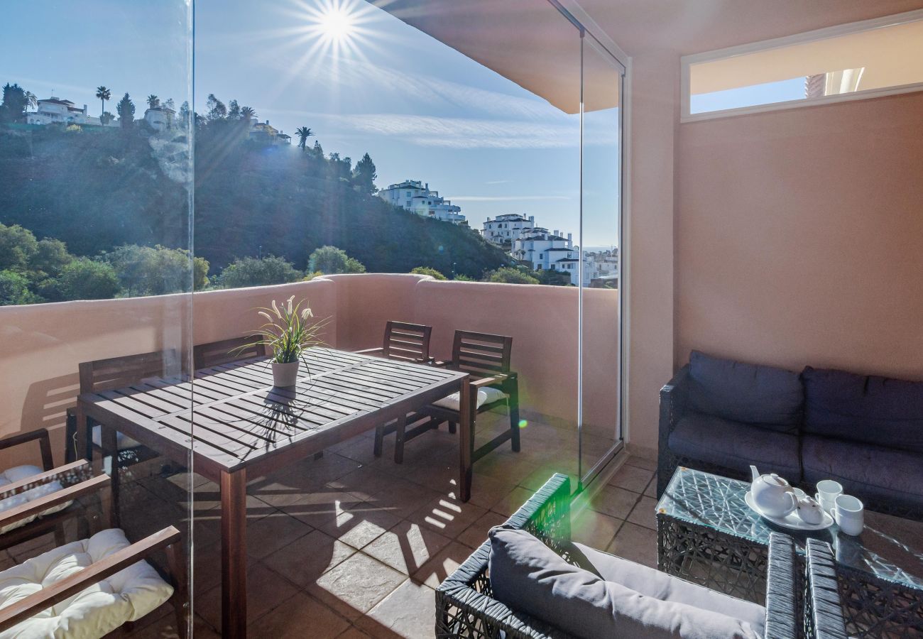 Apartamento en Nueva andalucia - Apartamento de vacaciones en Aloha hill club, vista al mar, Marbella
