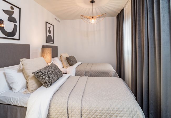 Apartamento en Estepona - Casa Infinity VI by Roomservices