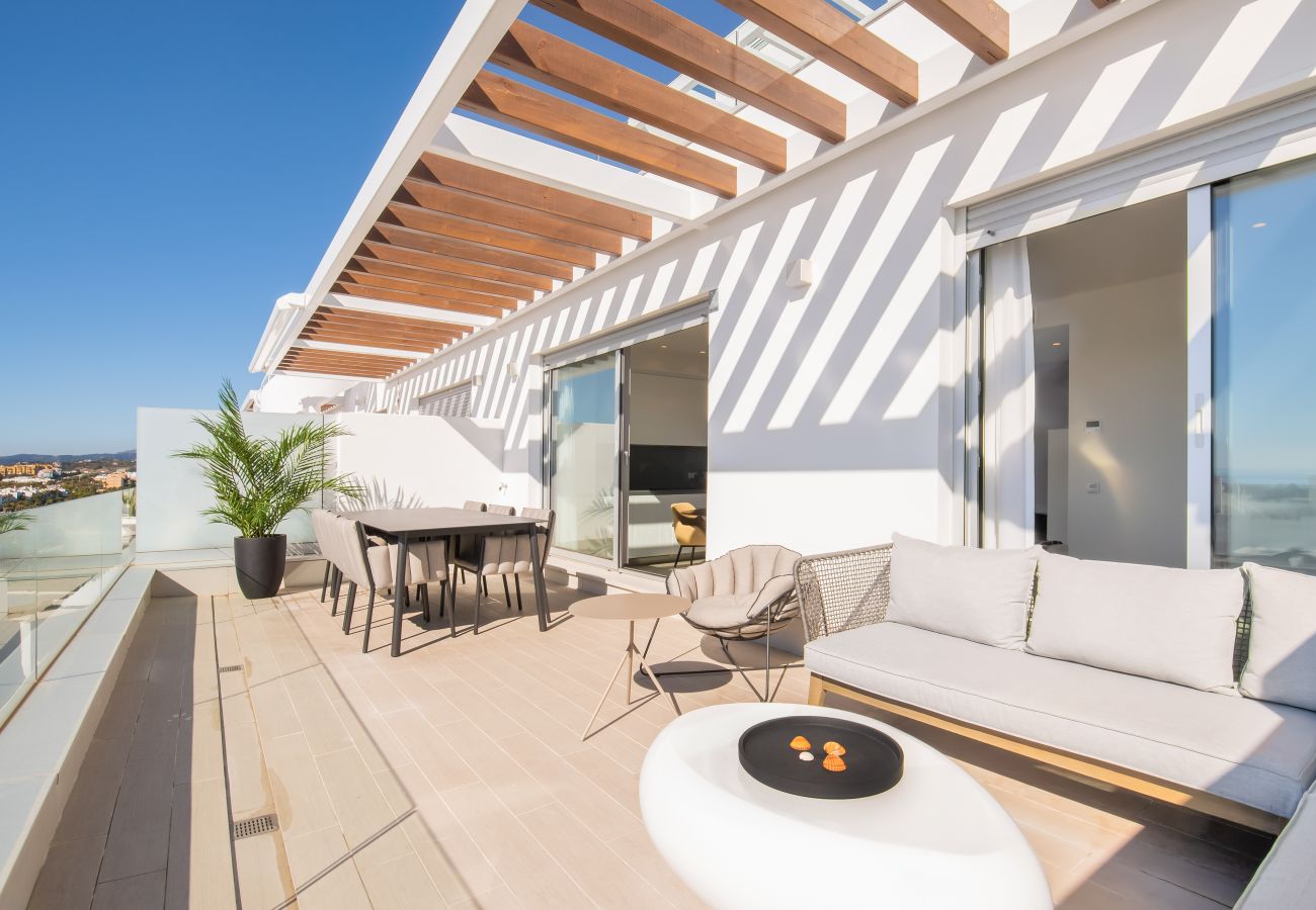 Apartamento en Estepona - LM3.52B- Beautiful penthouse for couples with sea views