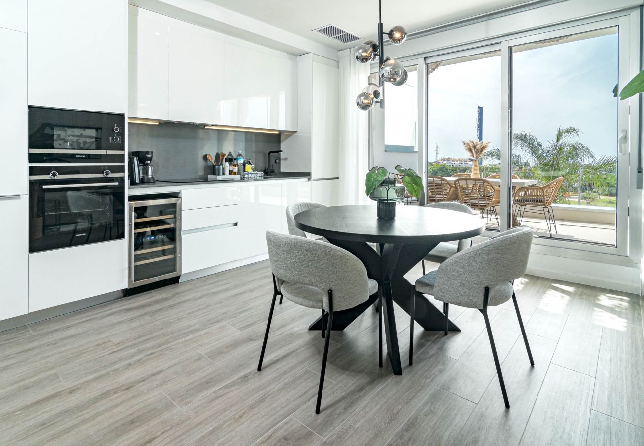 Apartamento en Estepona - LM4.2A- Nicely furnished family flat