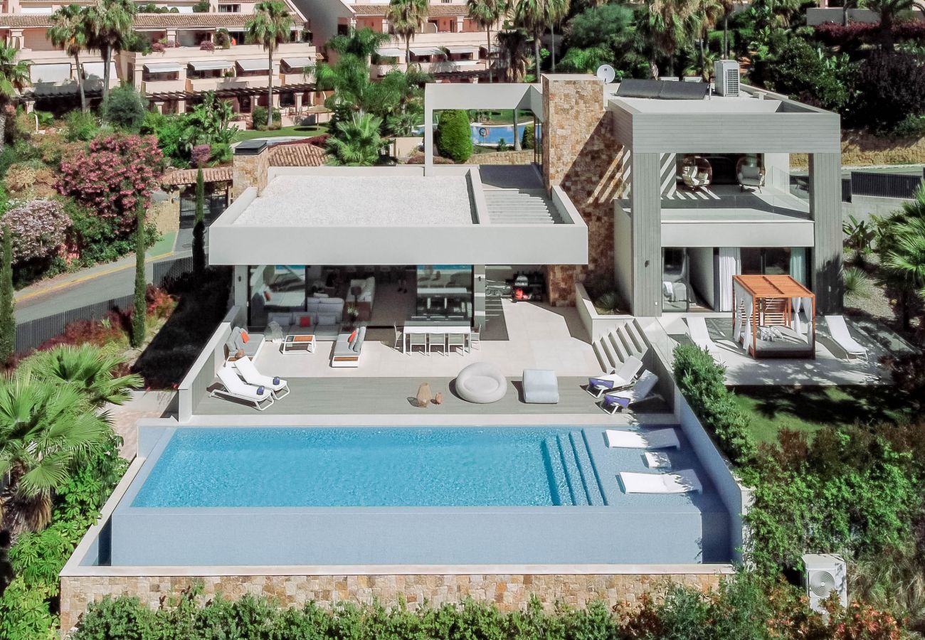 Villa en Marbella - VA- The best villa in the golf valley, 2 pools
