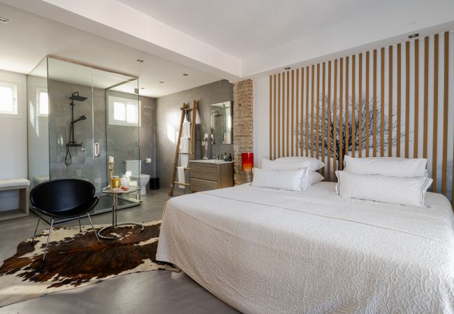 Apartamento en Guaro - Casa Cesarea - Amplio apartamento de 1 dormitorio en el campo andaluz