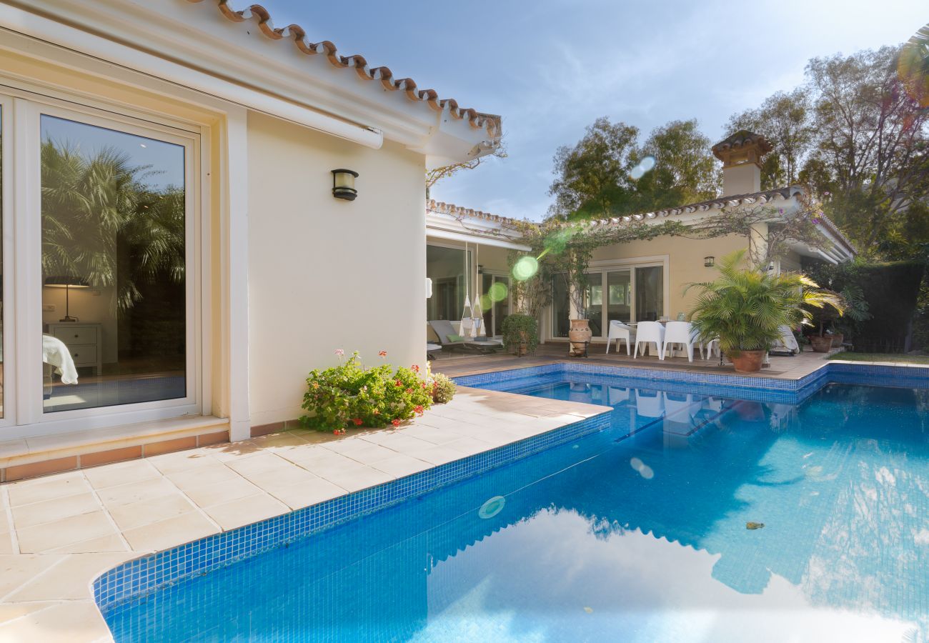 Villa en Marbella - Villa Francia - Villa familiar de lujo en Elviria, Marbella