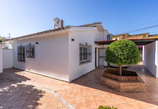 Casa en Marbella - Andasol A1 - Encantadora casa junto a la playa en Costabella