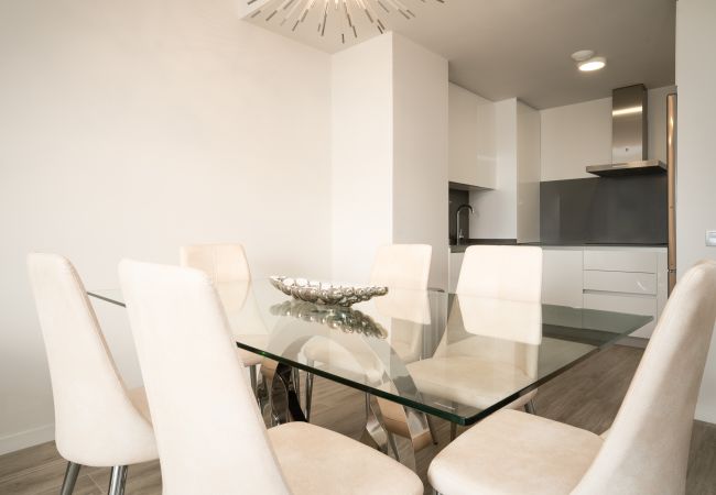 Apartamento en Estepona - Le Mirage III - Moderno apartamento de tres dormitorios con vistas al mar