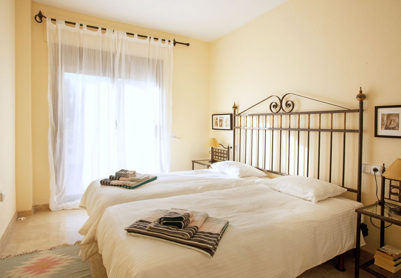 Apartment in Marbella - Coto Real Apartment - Golden Mile Marbella