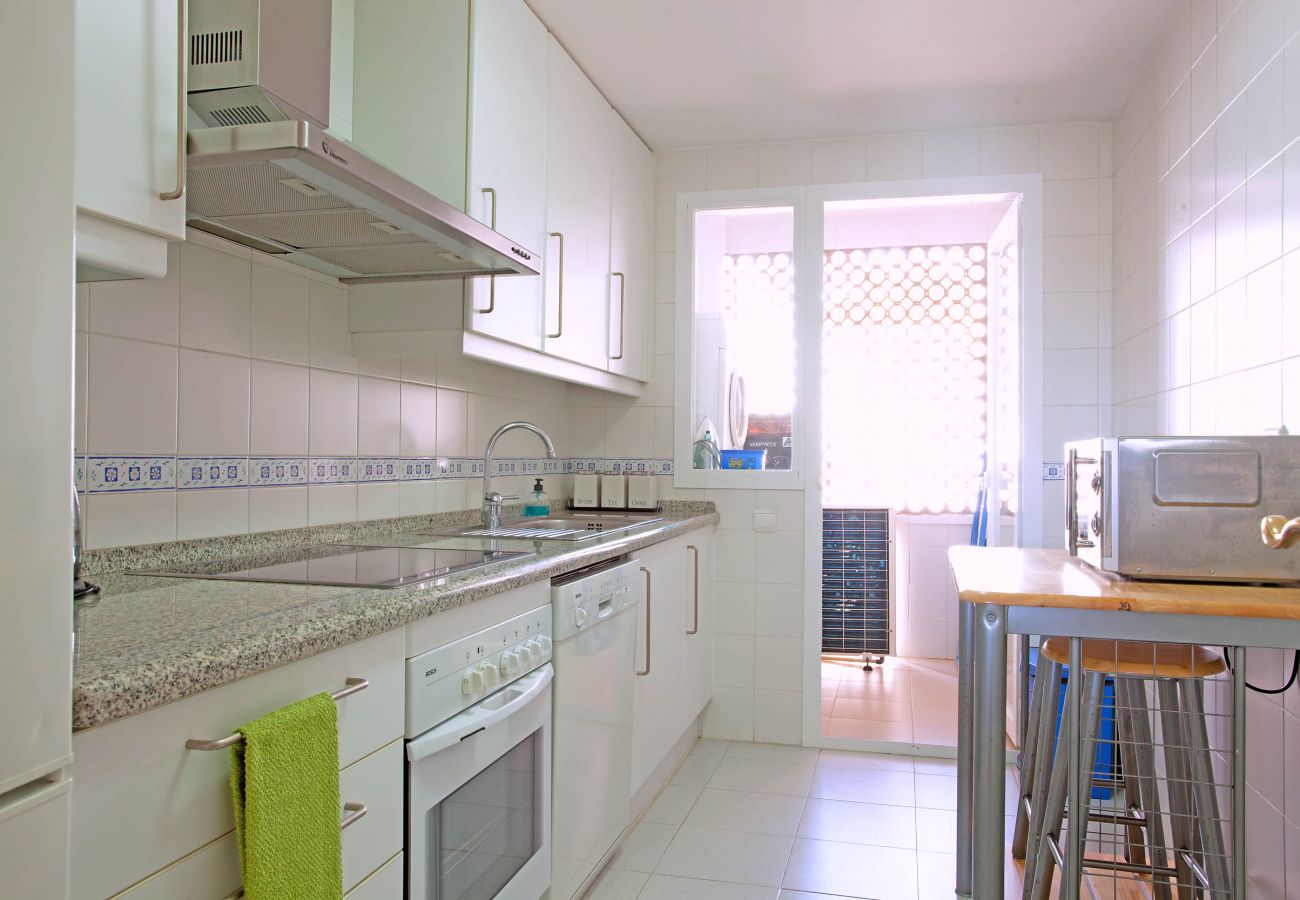 Apartment in Benahavís - Comfortable three bedroom ground floor apartment on Los Arqueros golf resort, Marbella