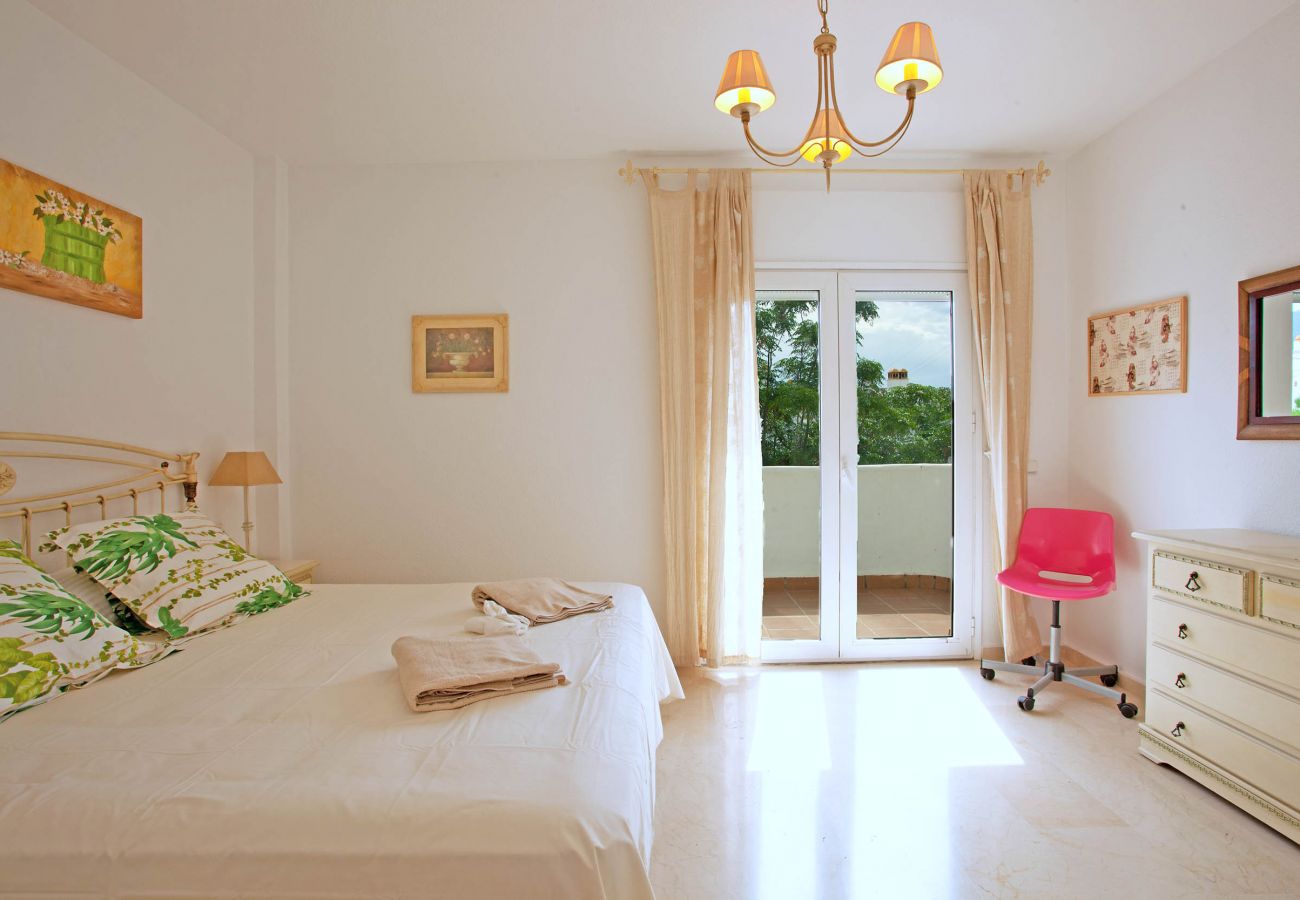 Apartment in Marbella - Jardines de Sierra Blanca Marbella
