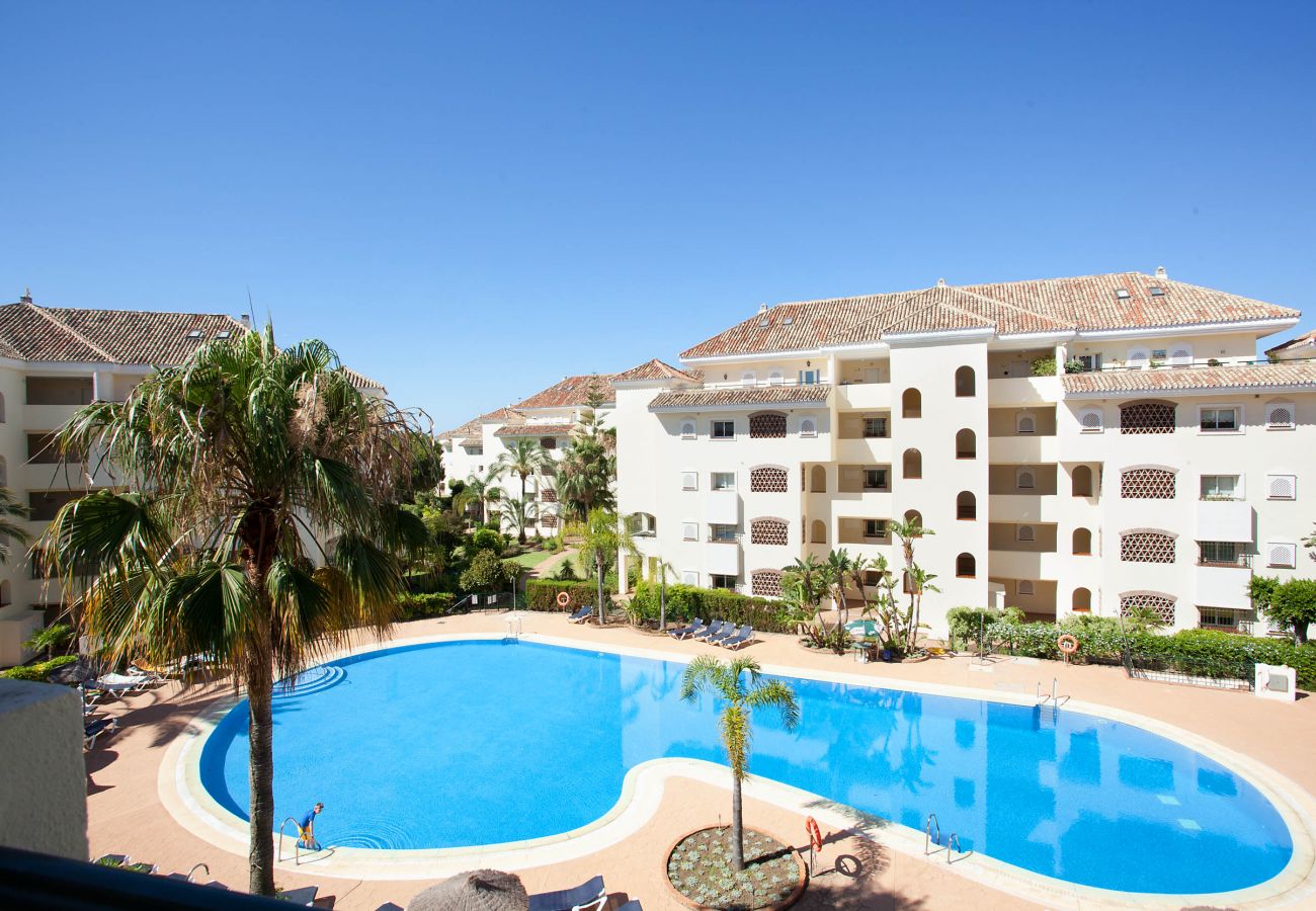 Apartment in Marbella - Luxurious beach side apartment Elviria