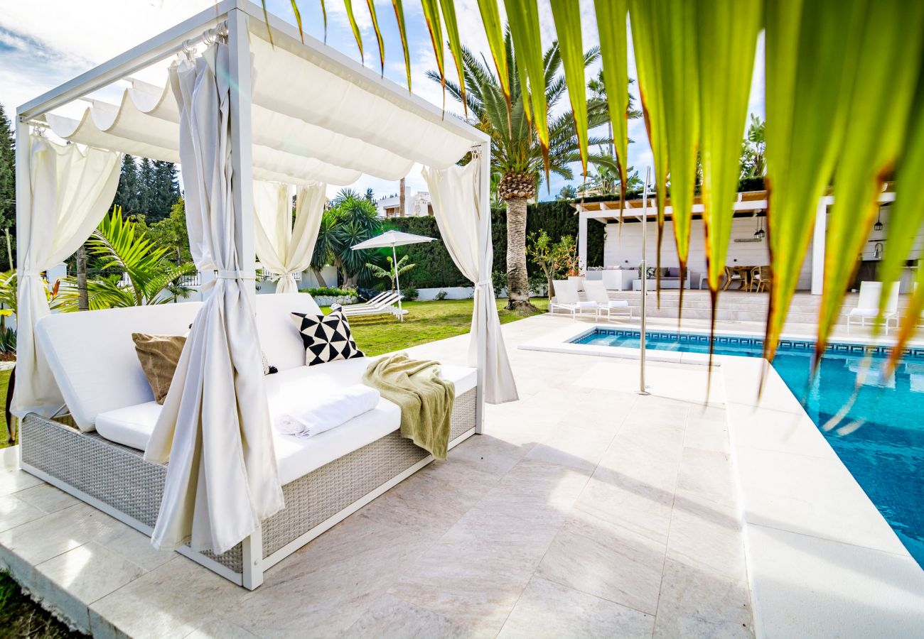 Villa in Nueva andalucia - VM - Modern 4 Bedroom Villa with Pool and Sauna