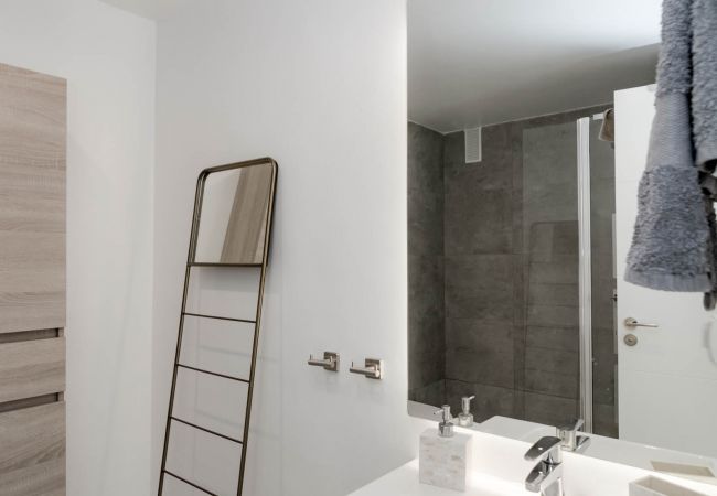 Apartment in Nueva andalucia - Casa Ivy by Roomservices