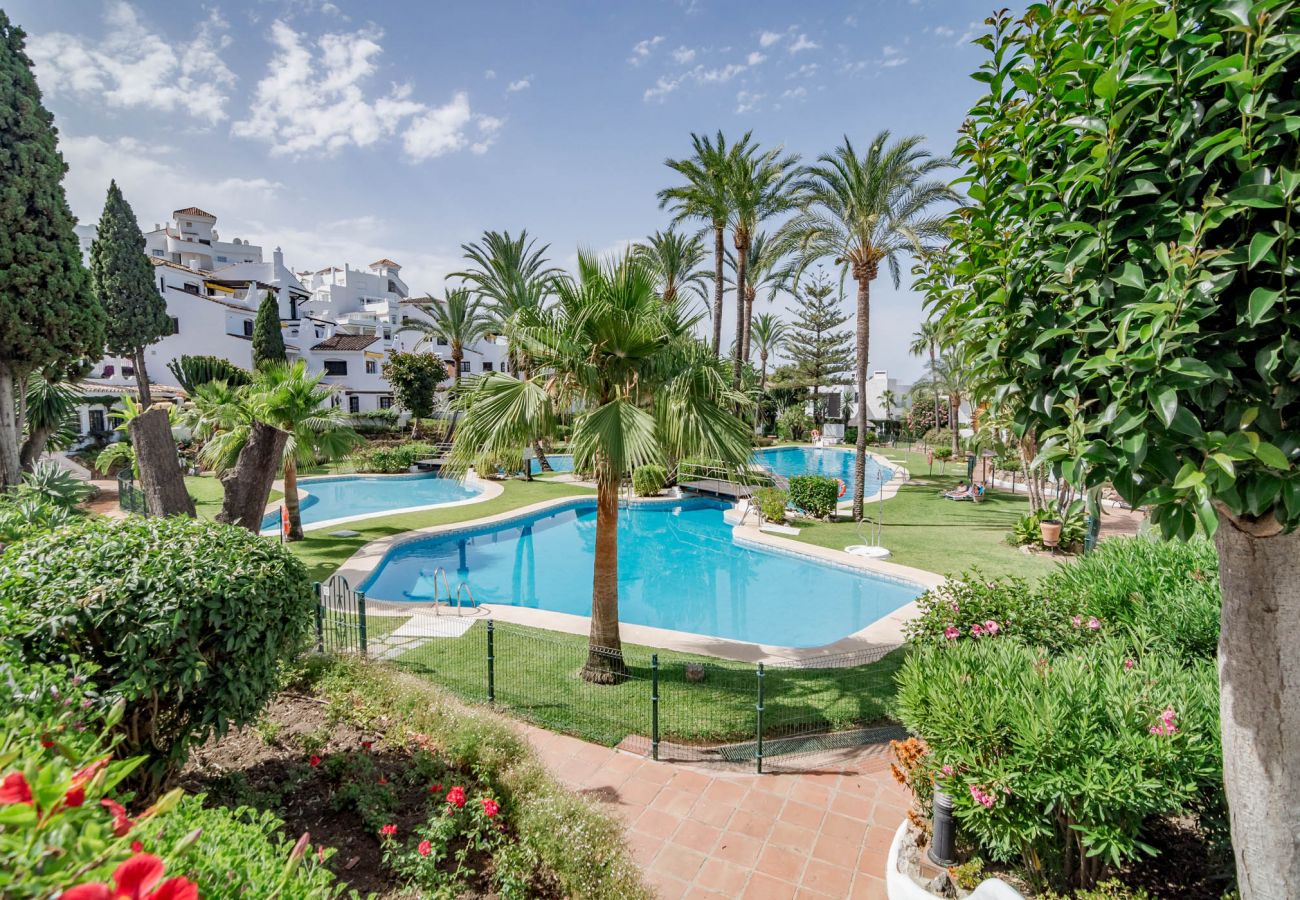 Apartment in Marbella - Casa Blanca I by Roomservices