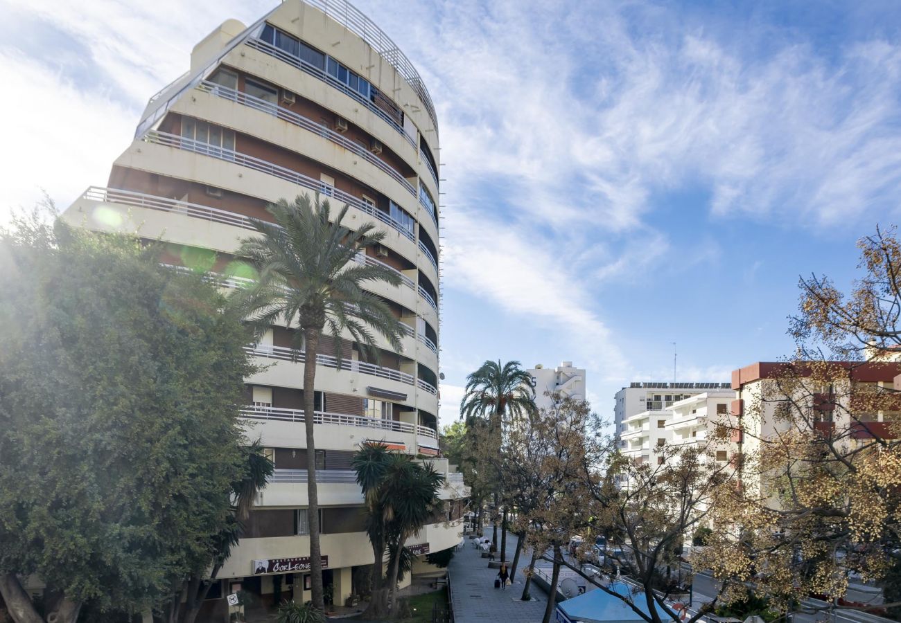 Apartment in Marbella - IB- Modern apartment next to beach Marbella center