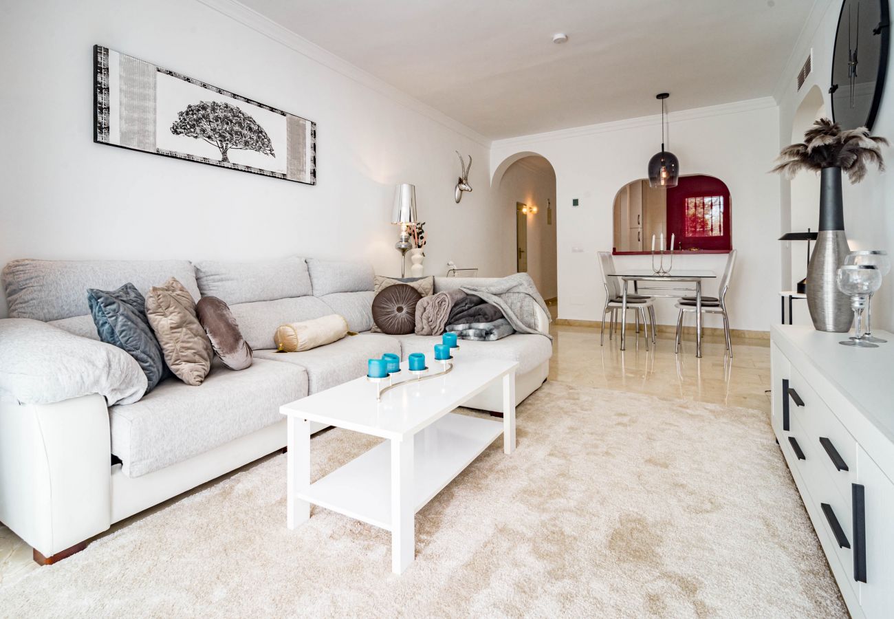 Apartment in Benahavís - Cozy 2 bedroom apartment next to La Quinta Golf club