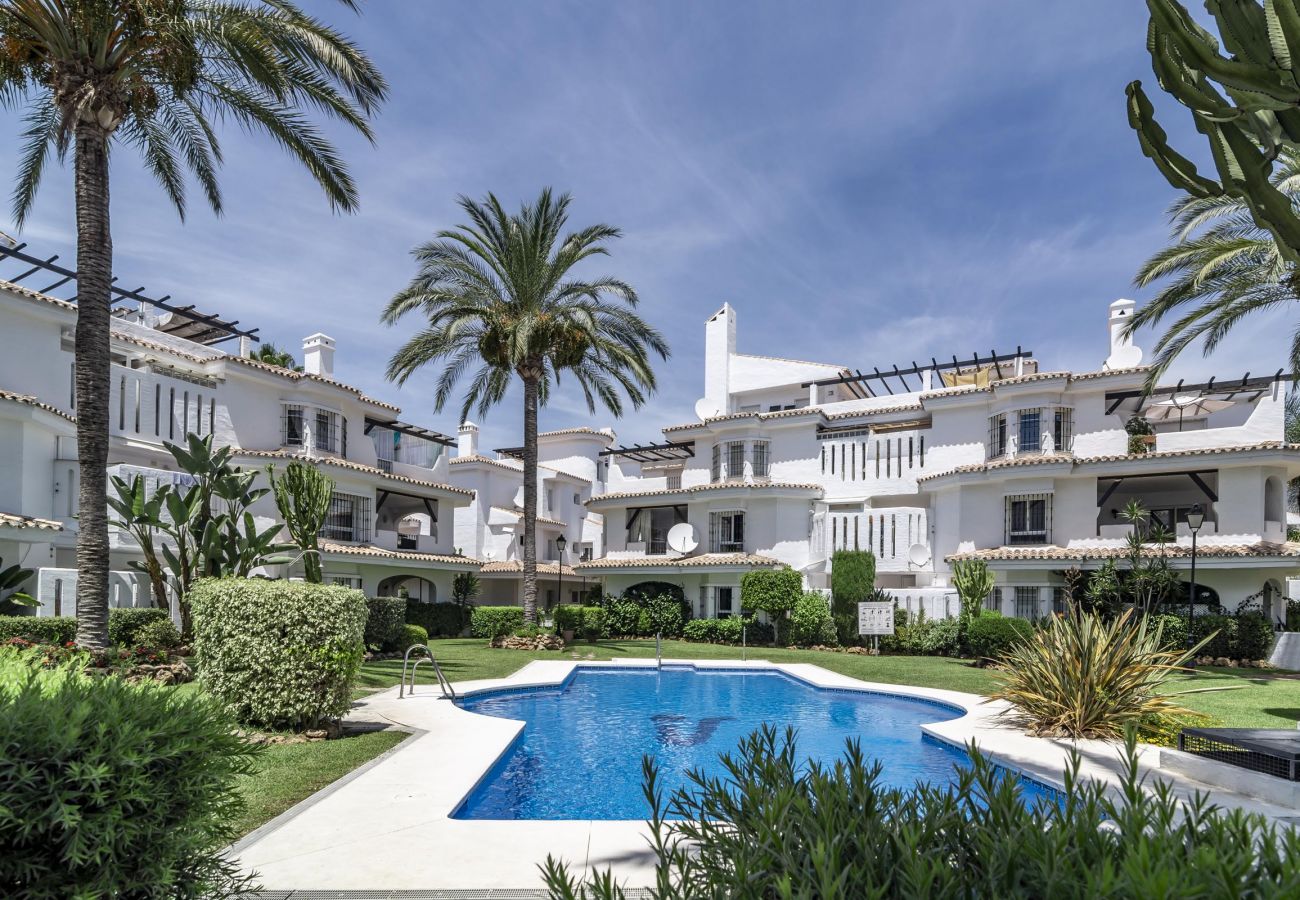 Apartment in Puerto Banus - Holiday homes perfect for couples close to Puerto Banus