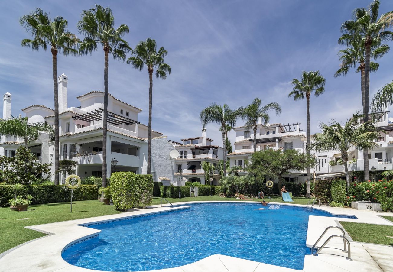 Apartment in Puerto Banus - Holiday homes perfect for couples close to Puerto Banus