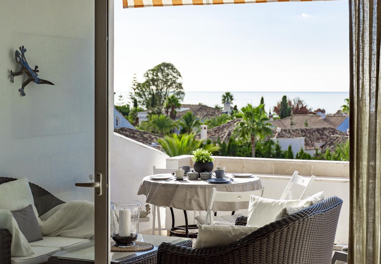 Apartment in Marbella - Sea views, walking distance to Puerto Banus