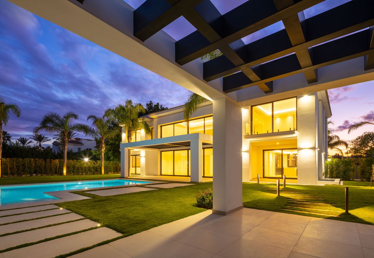 Villa/Dettached house in Marbella - Casasola, Marbella luxury villa for sale