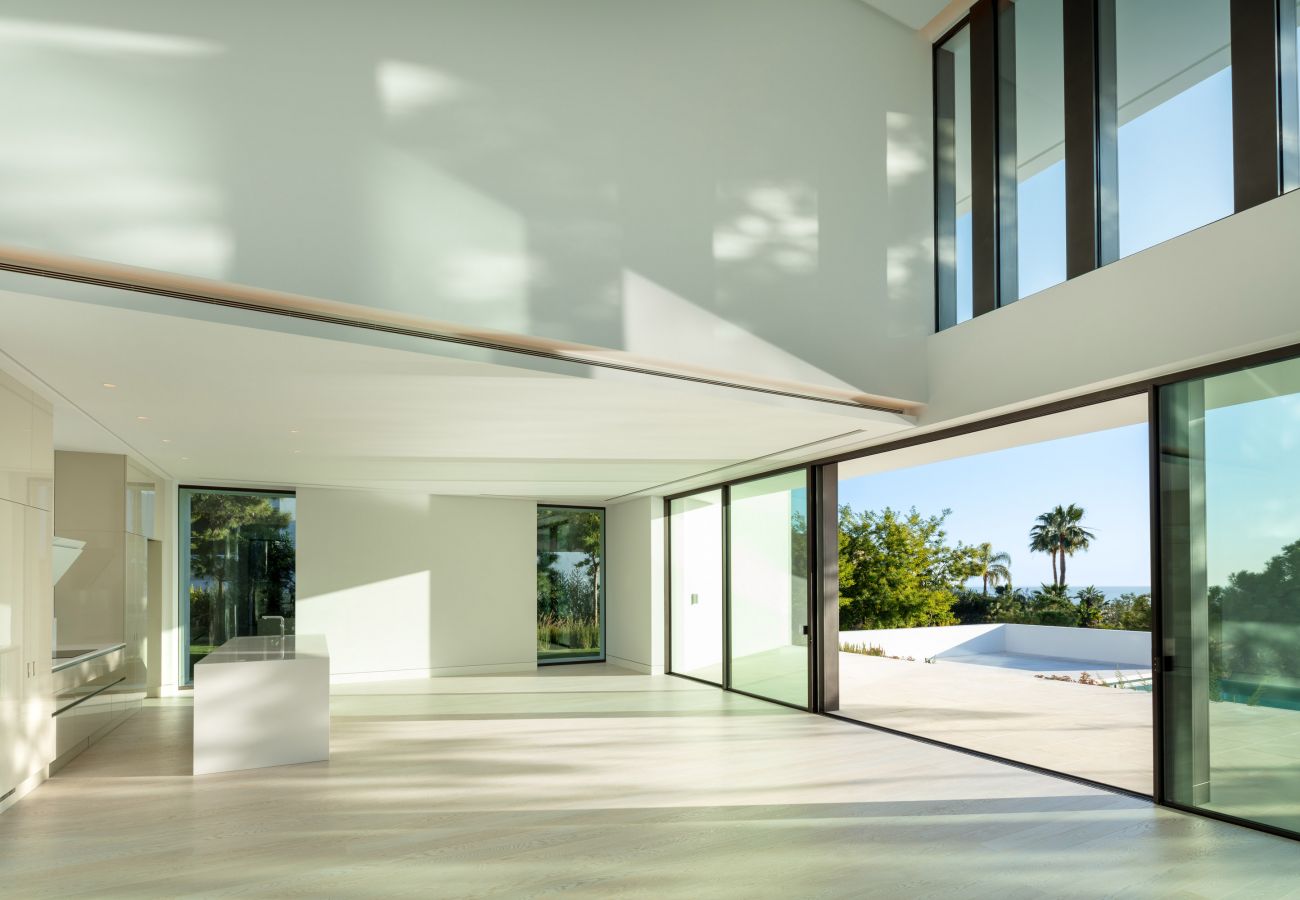 Villa/Dettached house in Benahavís - impressive modern villa in Benahavis next to Marbella