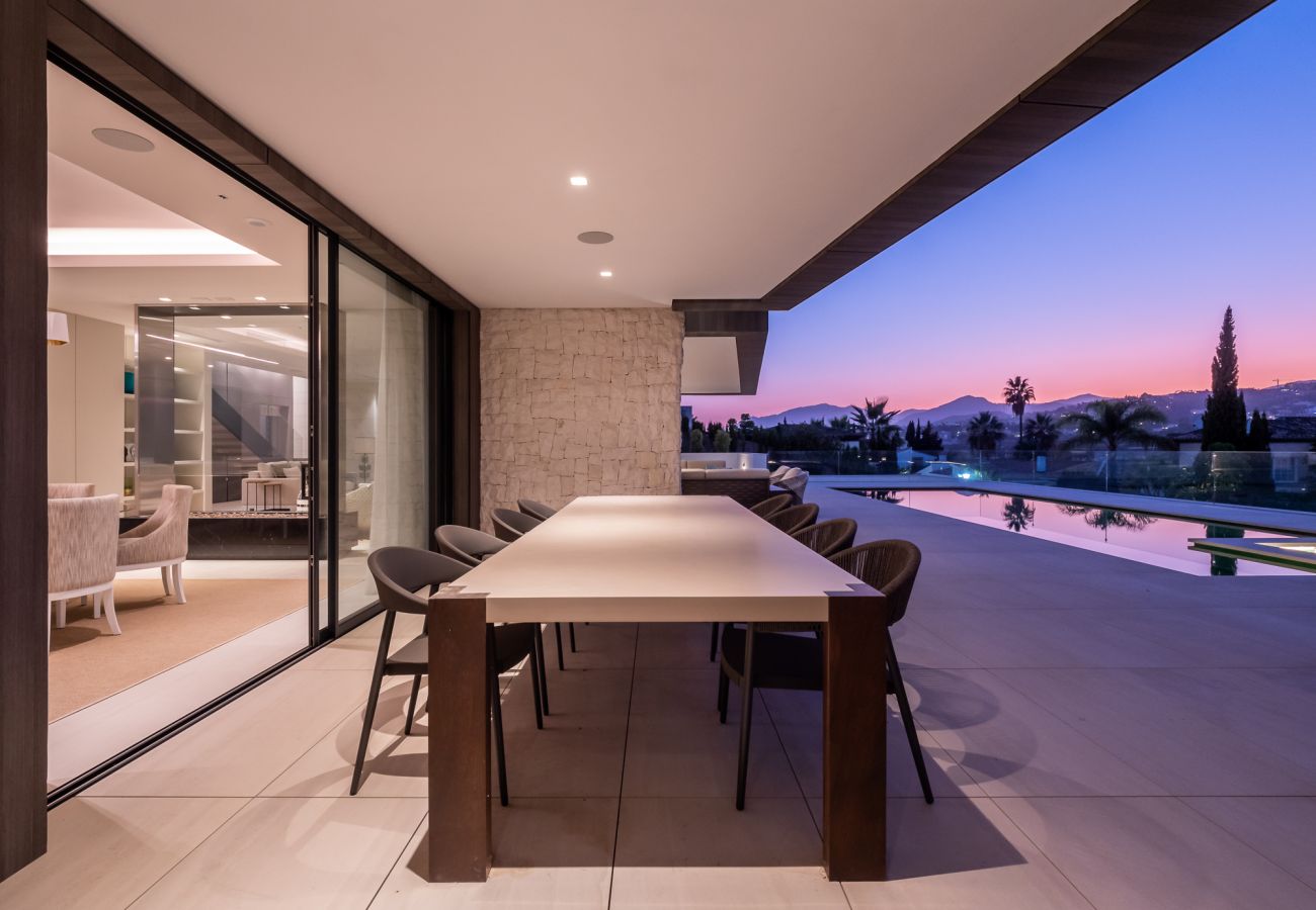 Villa/Dettached house in Marbella - Luxury villa for sale Nueva Andalucia, Marbella