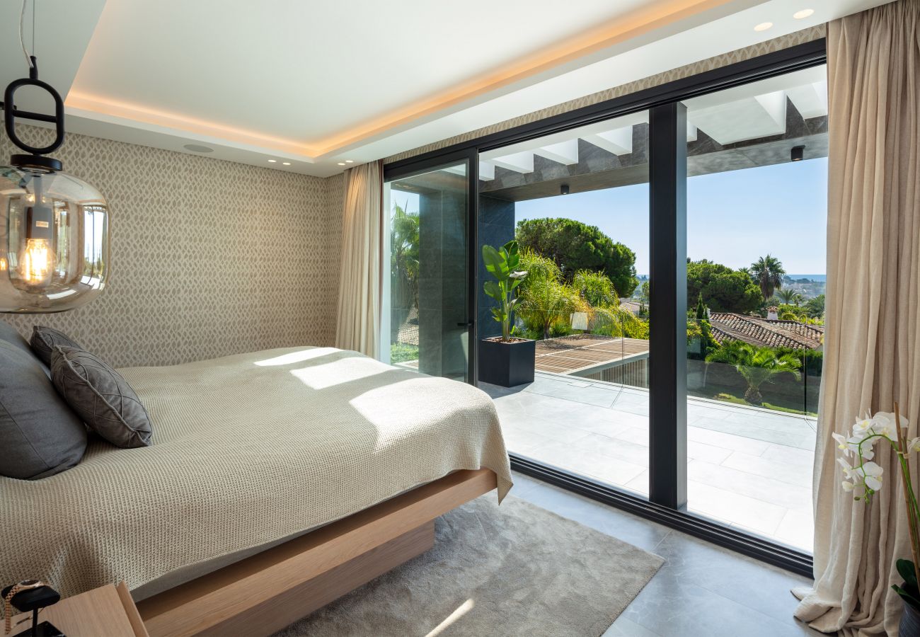 Villa/Dettached house in Marbella - Modern Villa for sale in Nueva Andalucia, Villa Marina