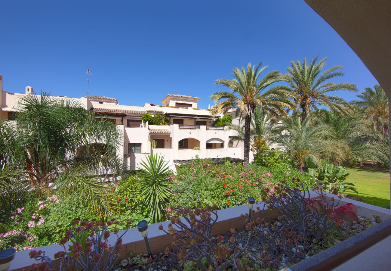 Apartment in Marbella - Medina de Banus, apartment located a short distance from Puerto Banus