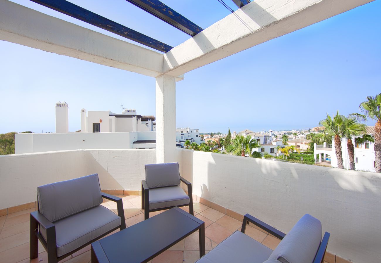 Apartment in Estepona - Sunset Golf penthouse