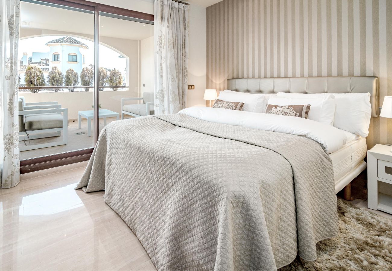 Apartment in Nueva andalucia - MDB19 - Luxury 4 bedroom penthouse 