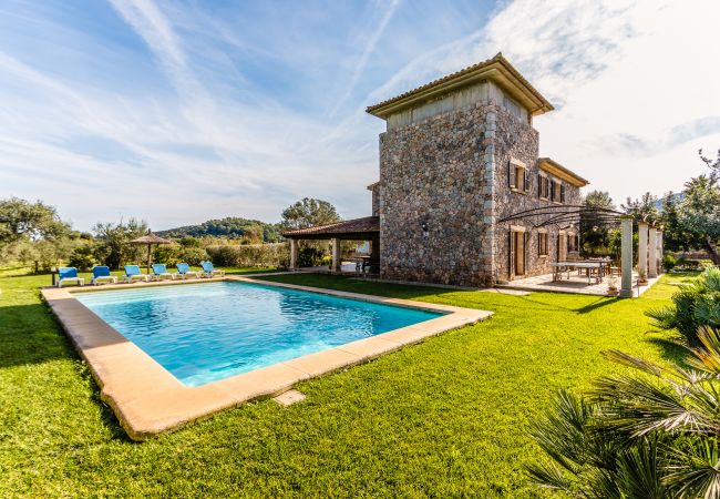 Villa in Pollensa - Villa La Rafal with pool By home villas 360