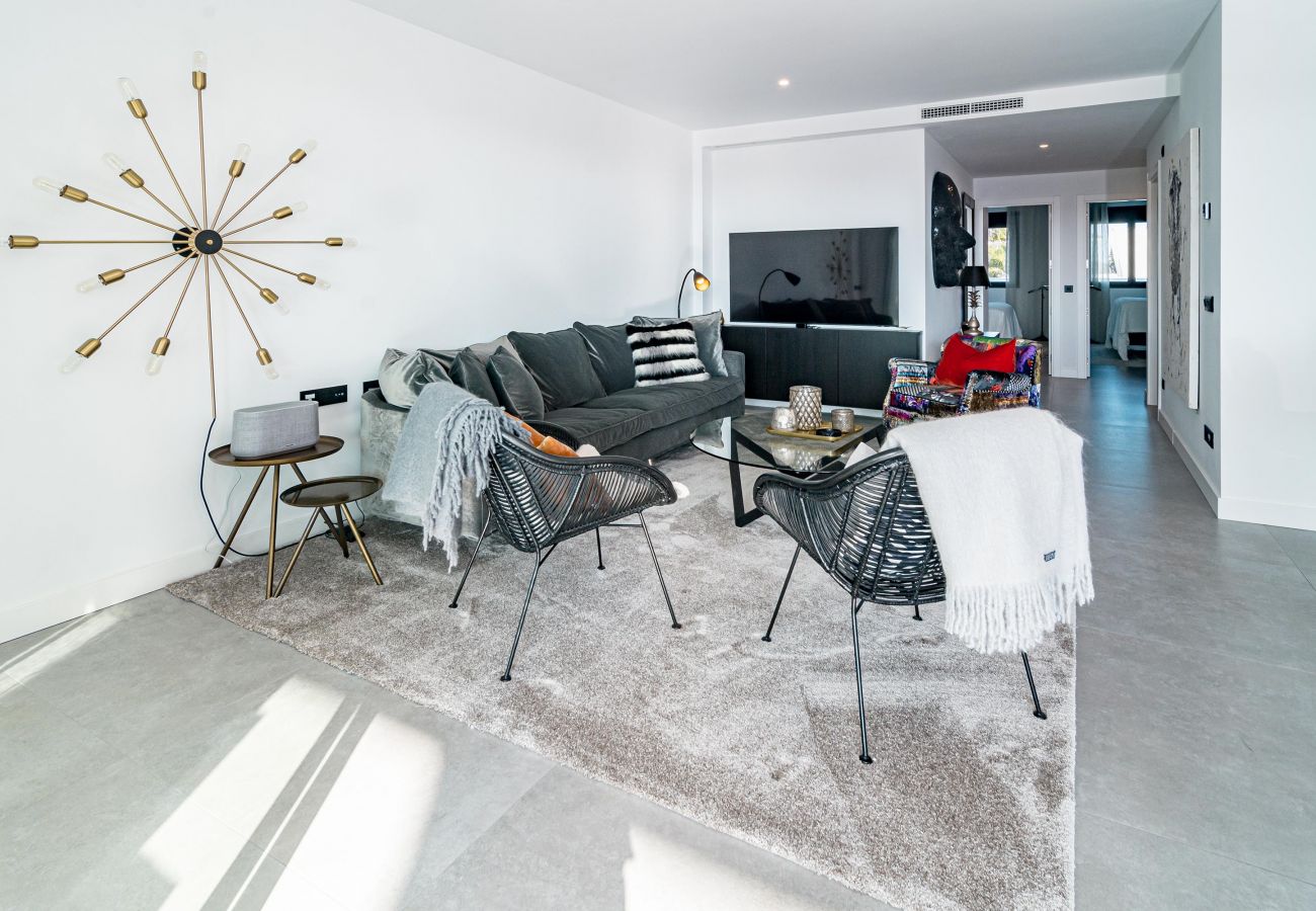 Apartment in Estepona - EH13- Spacious 2 bedroom apartment Estepona hills