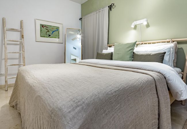 Apartment in Nueva andalucia - Casa Brisas II by Roomservices