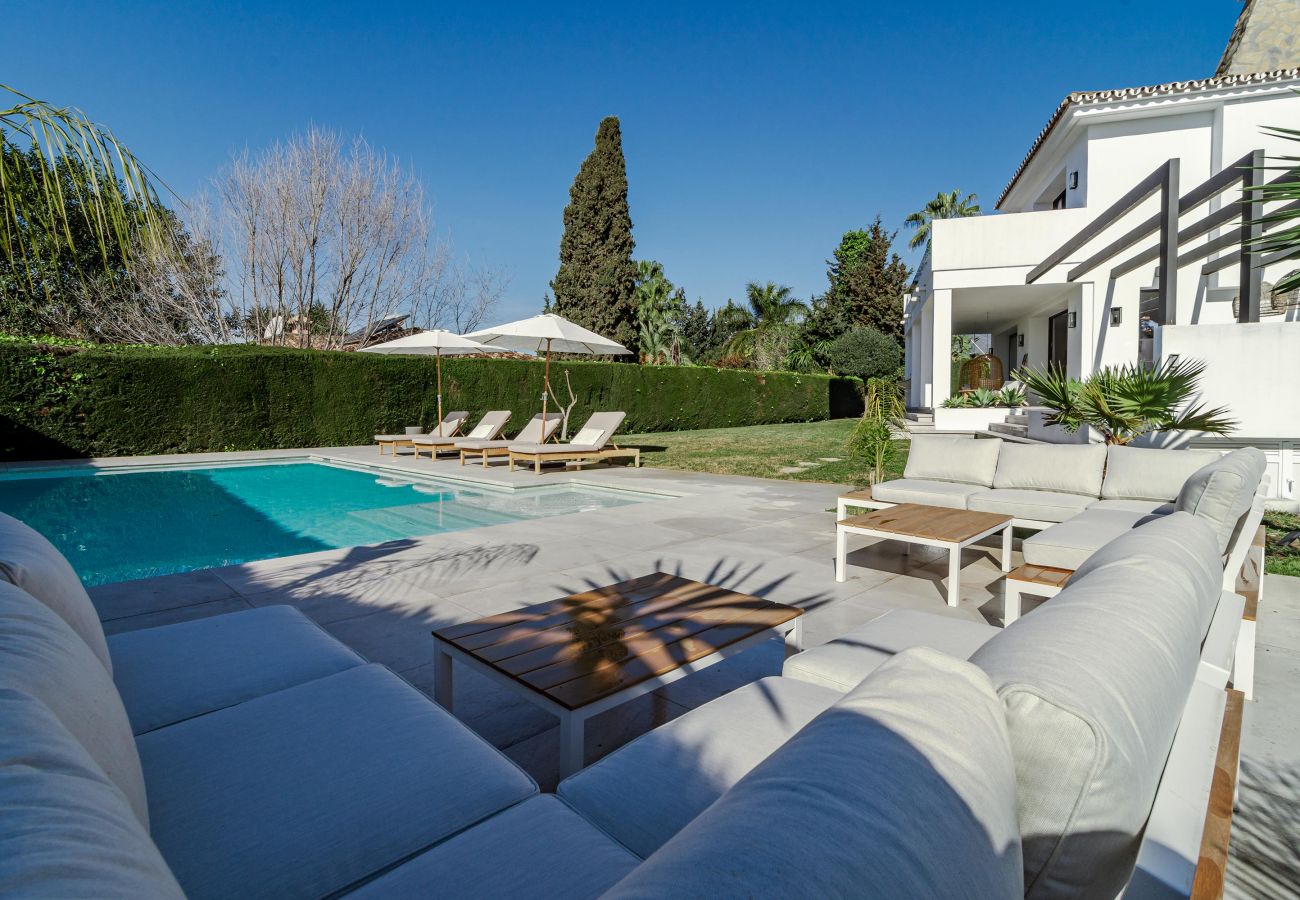 Apartment in Nueva andalucia - AD38 Luxury villa
