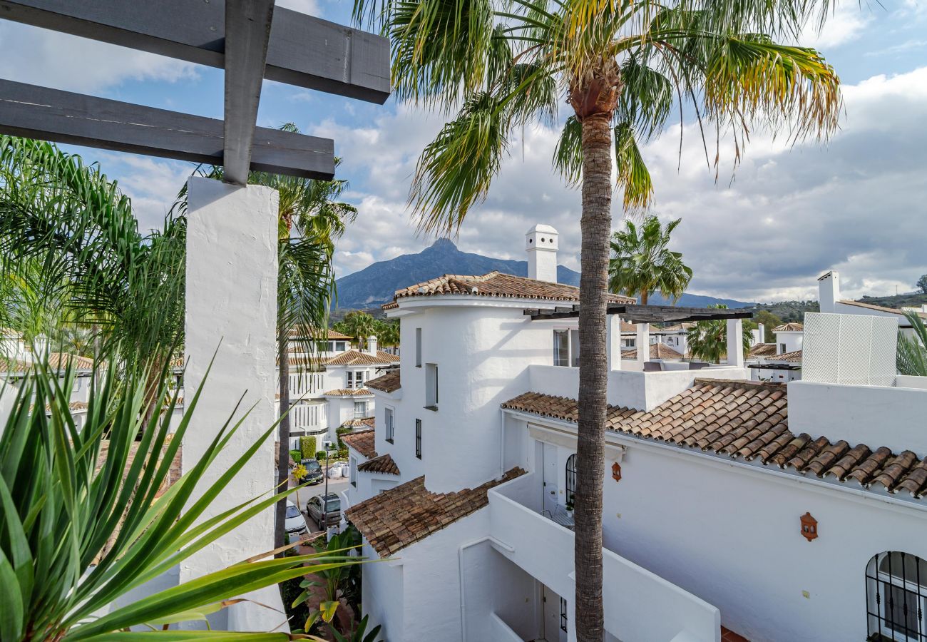 Townhouse in Nueva andalucia - Luxury holiday apartment close to Puerto Banus
