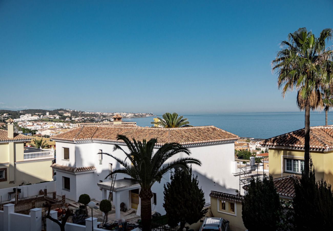 Apartment in Mijas Costa - Comfortable apartment close to beach, Marbella east